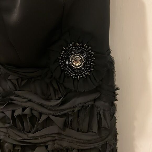 Tahari size 2 cocktail dress strapless NWT side zip New Year’s Eve or holiday - Picture 7 of 7